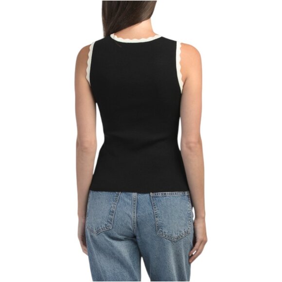 ZOE & CLAIRE Pull Over Sleeveless Sweater - Picture 2 of 3